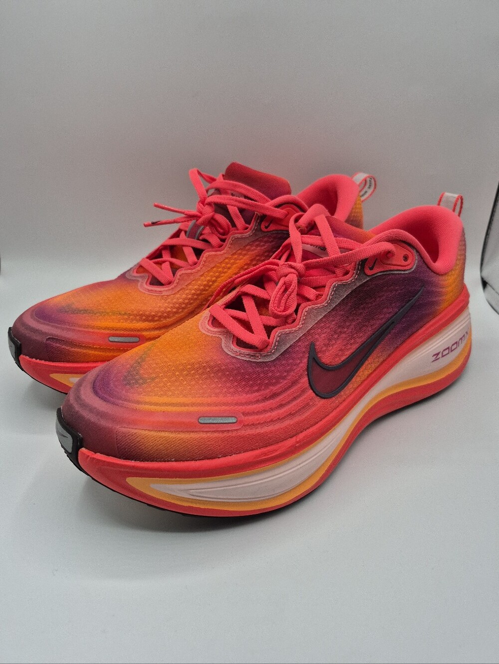Nike Vomero Plus SE Sunset Ember Glow Size 12 Women’s / Men’s 10.5 IH2091-800